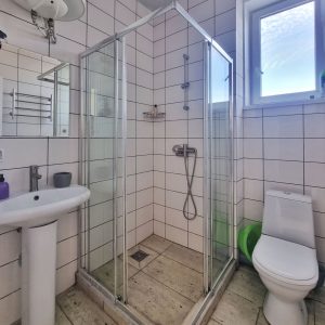 3-х местный номер студия с видом на склон горы